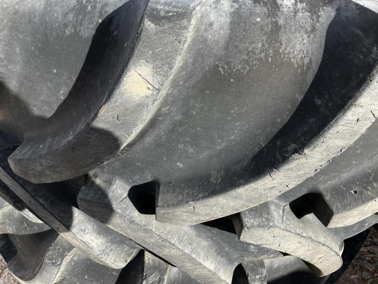 Vredestein 600/70R30 - Neumático para Maquinaria agrícola: foto 3 Vredestein 600/70R30 - Neumático para Maquinaria agrícola: foto 3