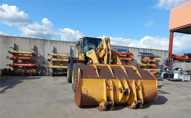 Cargadoras de ruedas KOMATSU WA470-5 - Cargadora de ruedas: foto 1 Cargadoras de ruedas KOMATSU WA470-5 - Cargadora de ruedas: foto 1
