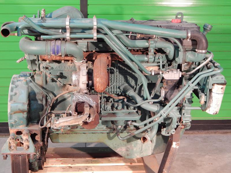 Engine VOLVO A40D D12CACE2 - Motor para Maquinaria de construcción: foto 2 Engine VOLVO A40D D12CACE2 - Motor para Maquinaria de construcción: foto 2