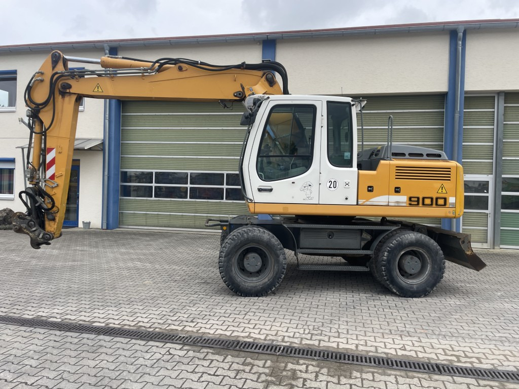 Liebherr A 900 C Litronic - Excavadora de ruedas: foto 2 Liebherr A 900 C Litronic - Excavadora de ruedas: foto 2