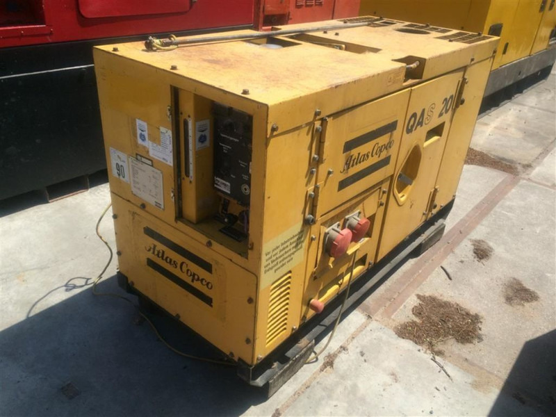 Atlas-Copco QAS 20 Kubota 20 kVA Silent generatorset - Generador industriale: foto 1 Atlas-Copco QAS 20 Kubota 20 kVA Silent generatorset - Generador industriale: foto 1
