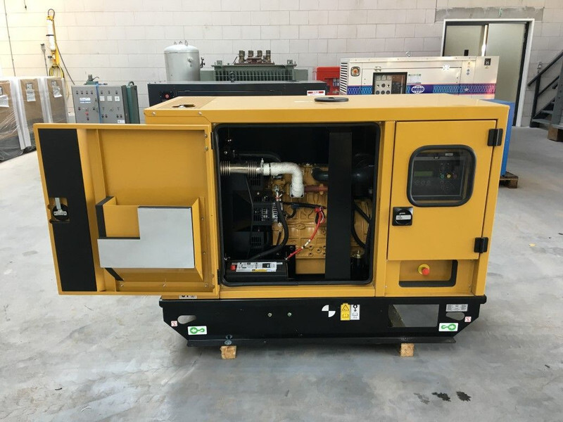 Generador industriale nuevo Caterpillar C2.2 22 kVA Silent generatorset New: foto 6