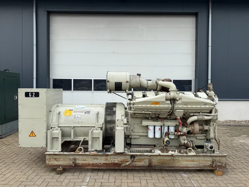 Cummins KTA 38 G5 Leroy Somer 1000 kVA noodstroom generatorset - Generador industriale: foto 1 Cummins KTA 38 G5 Leroy Somer 1000 kVA noodstroom generatorset - Generador industriale: foto 1