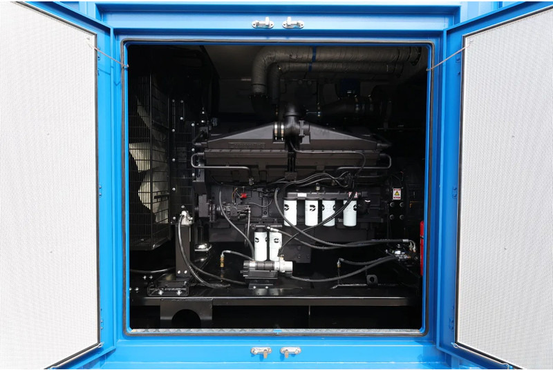 Cummins KTA 38 G5 Leroy Somer 1250 kVA Silent generatorset in 20 ft container New ! - Generador industriale: foto 3 Cummins KTA 38 G5 Leroy Somer 1250 kVA Silent generatorset in 20 ft container New ! - Generador industriale: foto 3