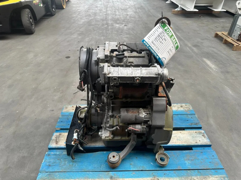 Deutz F2L 1011 Diesel Motor 20.5 kW 28 PK 2 cylinder diesel Engine - Motor para Equipo de manutención: foto 1 Deutz F2L 1011 Diesel Motor 20.5 kW 28 PK 2 cylinder diesel Engine - Motor para Equipo de manutención: foto 1