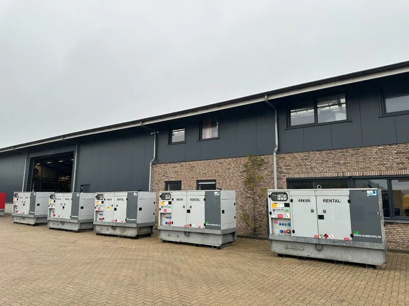 Generador industriale Europower EPUS44TDE Kubota Leroy Somer 44 kVA Supersilent Rentalg eneratorset 2018 !: foto 6 Generador industriale Europower EPUS44TDE Kubota Leroy Somer 44 kVA Supersilent Rentalg eneratorset 2018 !: foto 6