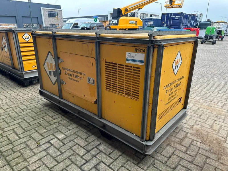 Himoinsa Iveco Stamford 40 kVA Silent generatorset - Generador industriale: foto 5 Himoinsa Iveco Stamford 40 kVA Silent generatorset - Generador industriale: foto 5