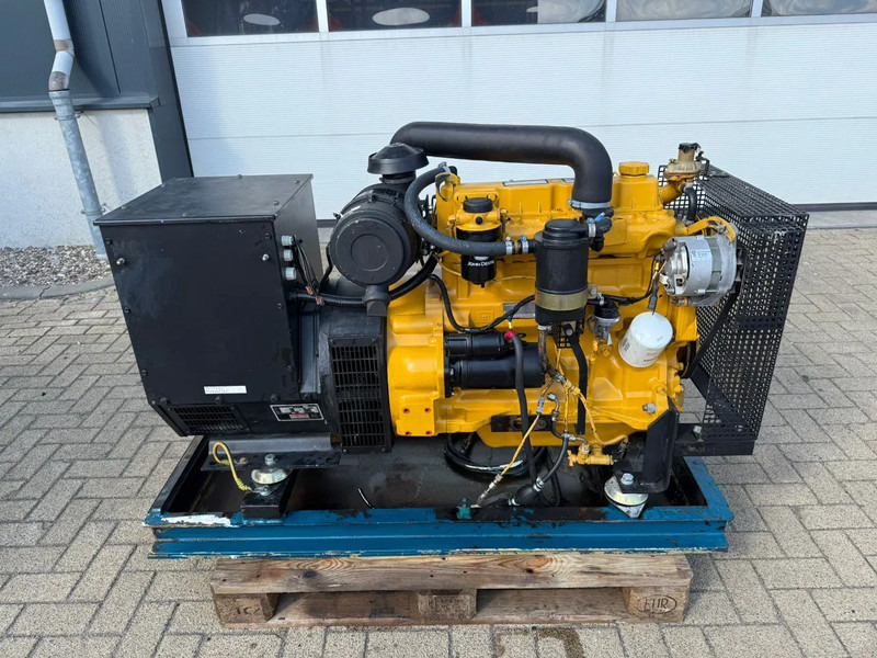 John Deere 4039 DF 008 Stamford 42.5 kVA generatorset - Generador industriale: foto 1 John Deere 4039 DF 008 Stamford 42.5 kVA generatorset - Generador industriale: foto 1