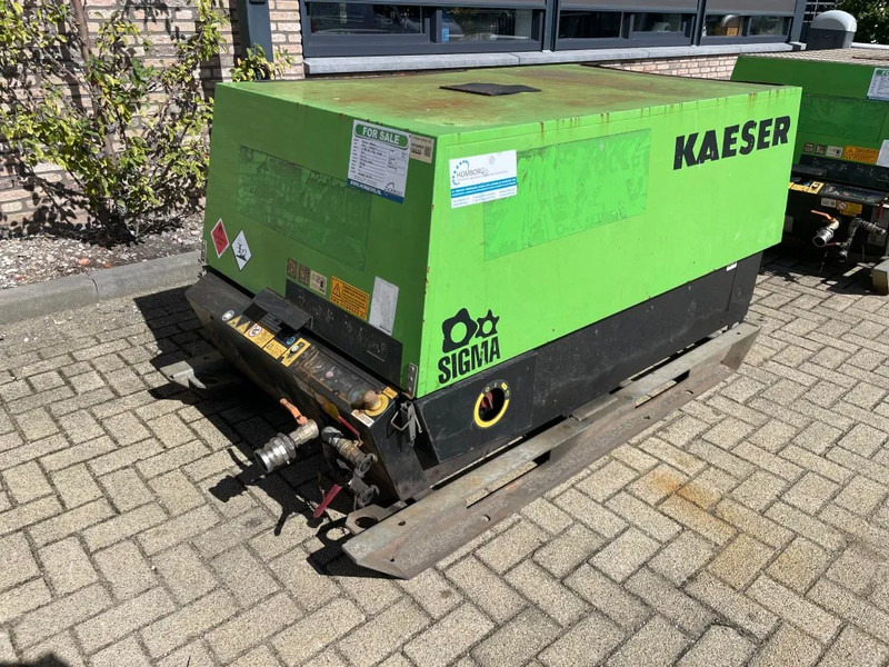 Kaeser M43 Kubota 4,2 m3 / min 7 Bar 30 kW Silent Diesel Compressor - Compresor de aire: foto 2 Kaeser M43 Kubota 4,2 m3 / min 7 Bar 30 kW Silent Diesel Compressor - Compresor de aire: foto 2