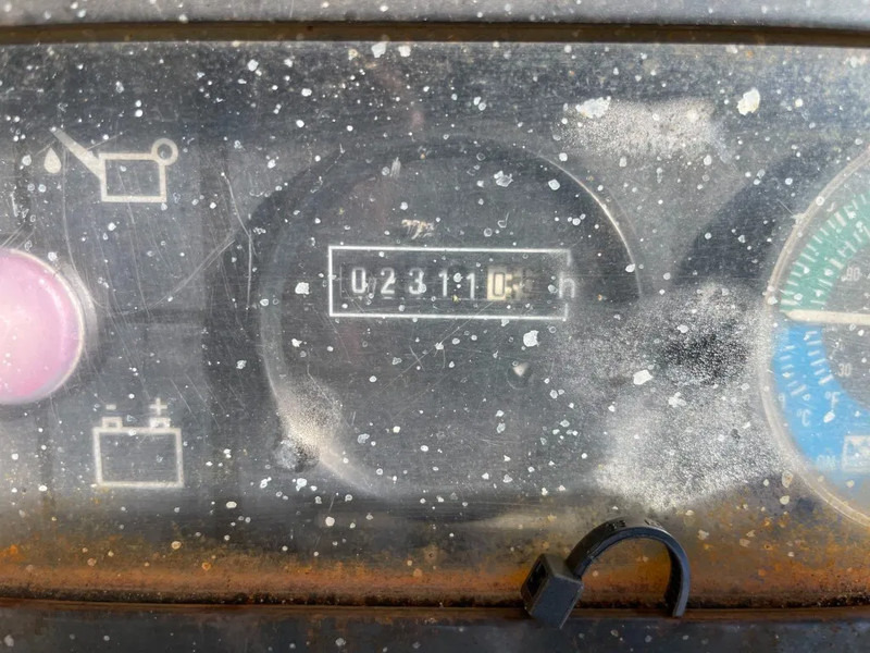 Kaeser M43 Kubota 4,2 m3 / min 7 Bar 30 kW Silent Diesel Compressor - Compresor de aire: foto 4 Kaeser M43 Kubota 4,2 m3 / min 7 Bar 30 kW Silent Diesel Compressor - Compresor de aire: foto 4