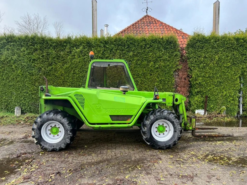 Merlo P35.7 EVT Perkins Diesel 3.5 ton Verreiker - Manipulador telescópico: foto 2 Merlo P35.7 EVT Perkins Diesel 3.5 ton Verreiker - Manipulador telescópico: foto 2