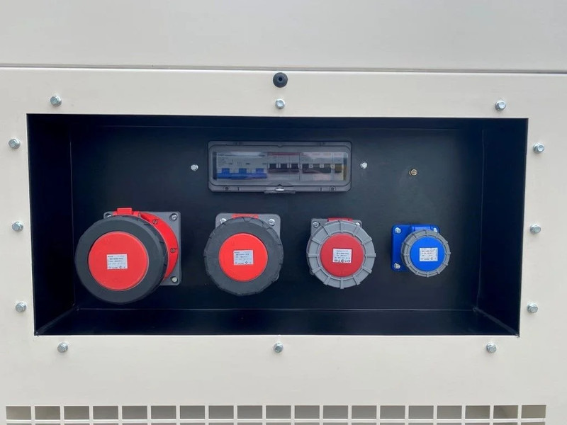 Generador industriale nuevo Perkins 1106A-70TG1 Stamford 150 kVA Silent generatorset New !: foto 9