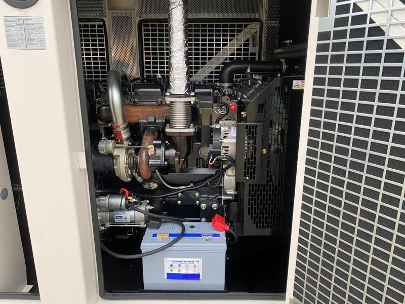 Perkins 66 kVA Silent generatorset New ! - Generador industriale: foto 5 Perkins 66 kVA Silent generatorset New ! - Generador industriale: foto 5
