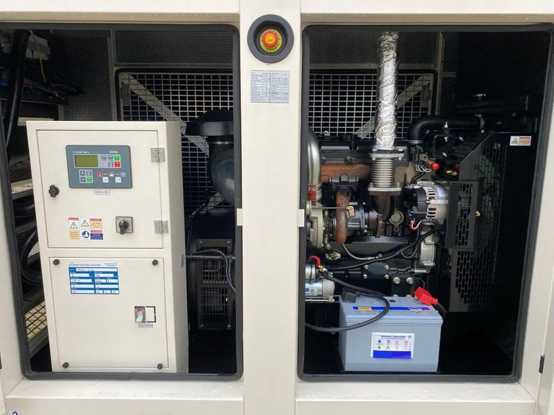 Perkins 66 kVA Silent generatorset New ! - Generador industriale: foto 2 Perkins 66 kVA Silent generatorset New ! - Generador industriale: foto 2