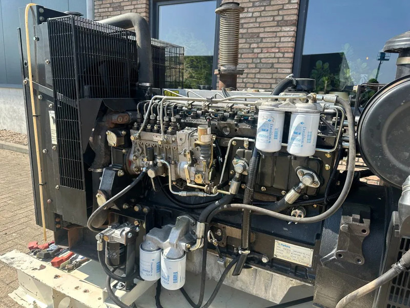 Perkins Stamford 100 kVA noodstroom generatorset - Generador industriale: foto 3 Perkins Stamford 100 kVA noodstroom generatorset - Generador industriale: foto 3