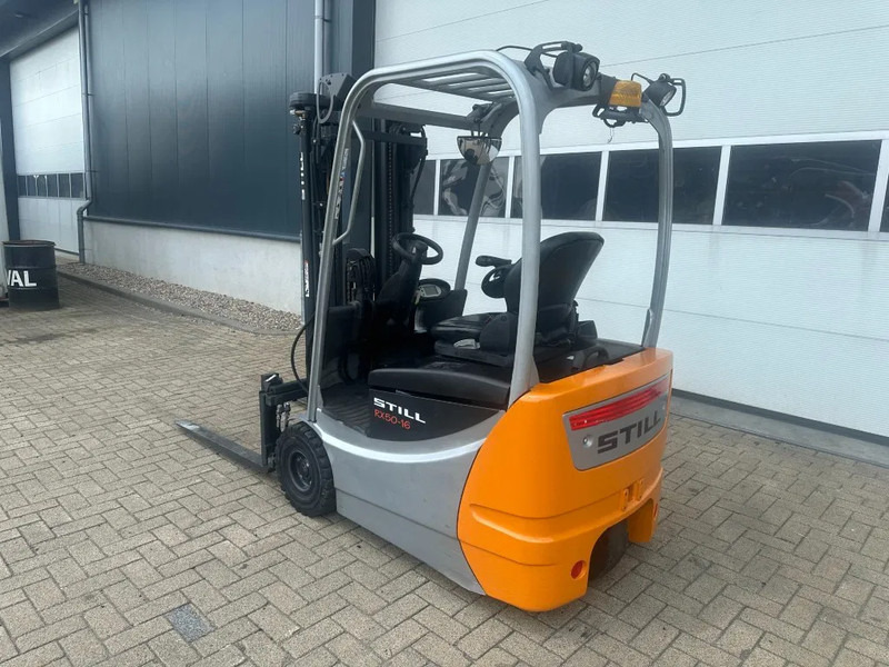 Carretilla elevadora eléctrica Still RX50-15 1.5 ton Triplex Freelift Sideshift Elektra Heftruck accu 2023 !: foto 7 Carretilla elevadora eléctrica Still RX50-15 1.5 ton Triplex Freelift Sideshift Elektra Heftruck accu 2023 !: foto 7