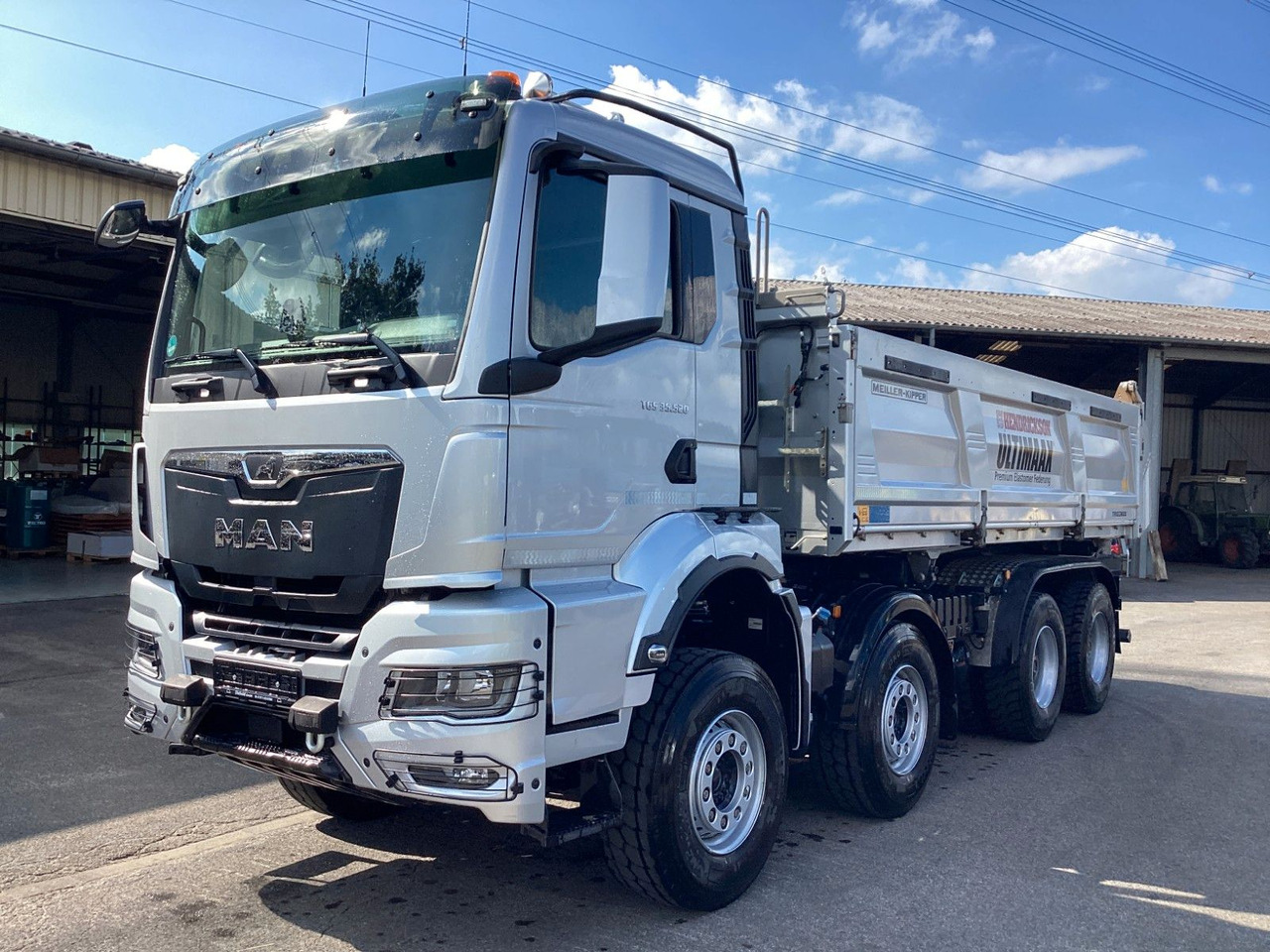 MAN TGS 35.520 8x4 Intarder Meiller Bordmatik Hendri - Camión volquete: foto 2 MAN TGS 35.520 8x4 Intarder Meiller Bordmatik Hendri - Camión volquete: foto 2