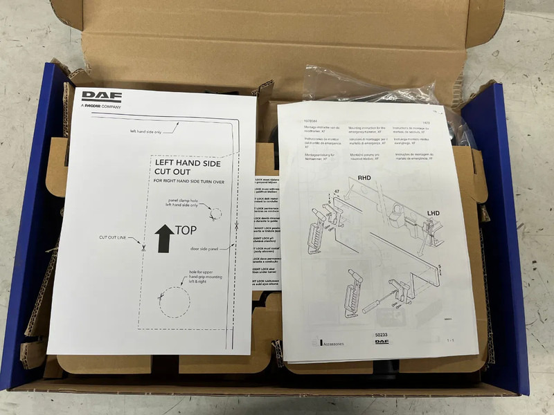DAF Nightlock set XF106 - Puerta y piezas para Camión: foto 4 DAF Nightlock set XF106 - Puerta y piezas para Camión: foto 4