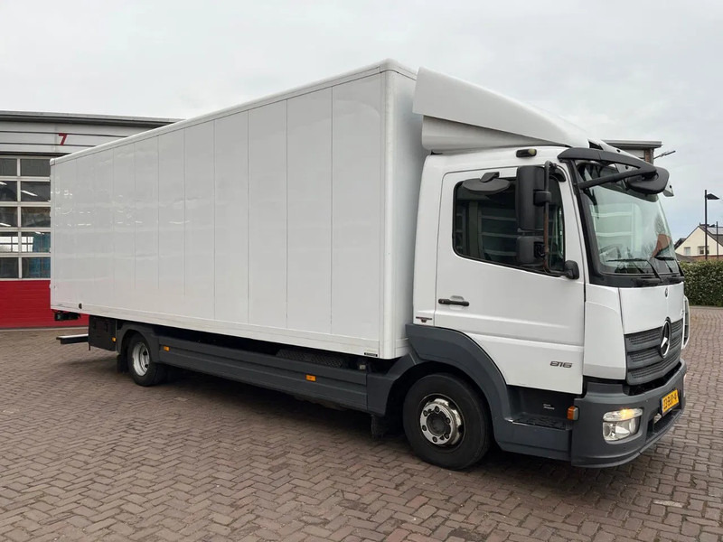 Mercedes-Benz Atego 816 - Camión caja cerrada: foto 4 Mercedes-Benz Atego 816 - Camión caja cerrada: foto 4