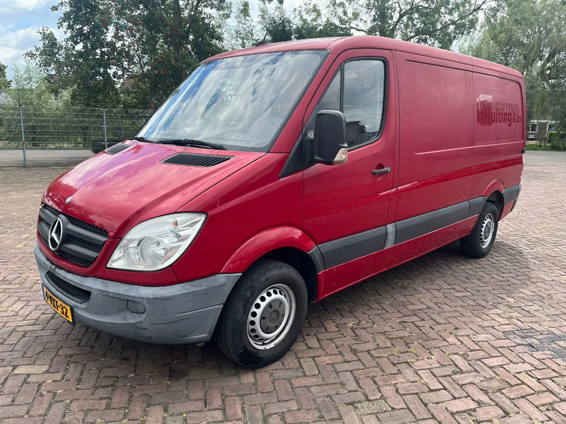 Mercedes-Benz Sprinter 313 L2H1 - Furgón: foto 2 Mercedes-Benz Sprinter 313 L2H1 - Furgón: foto 2