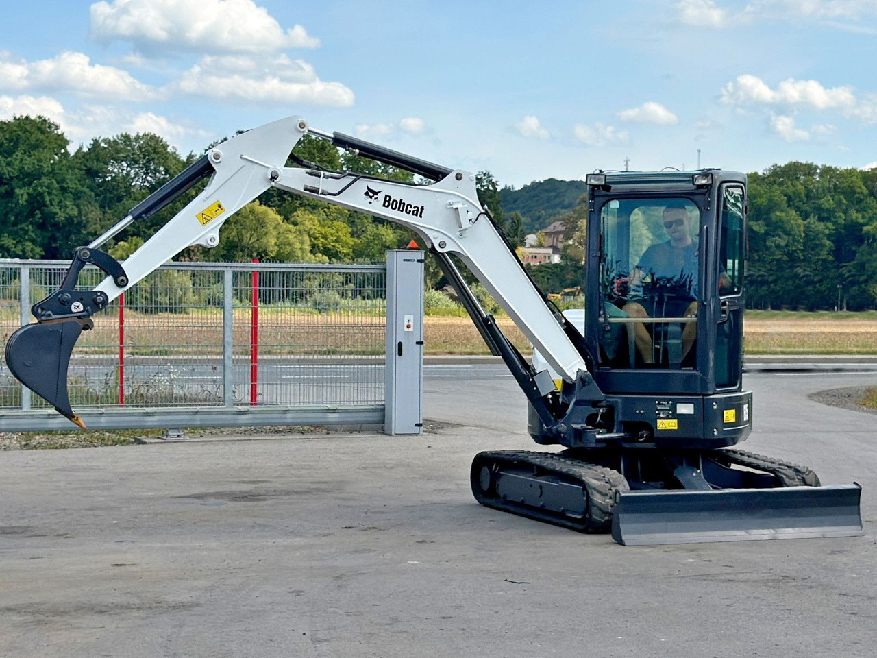 Bobcat E 35 * Raupenbagger * TOPZUSTAND - Bulldozer: foto 2 Bobcat E 35 * Raupenbagger * TOPZUSTAND - Bulldozer: foto 2