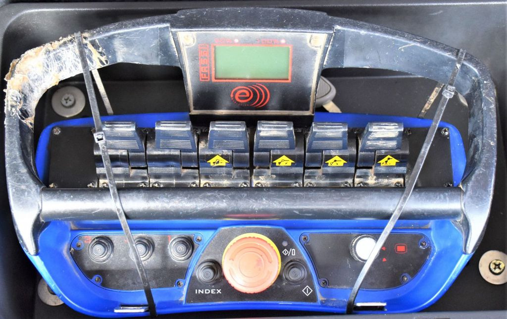 Arrendamiento de Iveco Stralis 310 PRITSCHE 7,05m +KRAN +FUNK  Iveco Stralis 310 PRITSCHE 7,05m +KRAN +FUNK: foto 13 Arrendamiento de Iveco Stralis 310 PRITSCHE 7,05m +KRAN +FUNK  Iveco Stralis 310 PRITSCHE 7,05m +KRAN +FUNK: foto 13