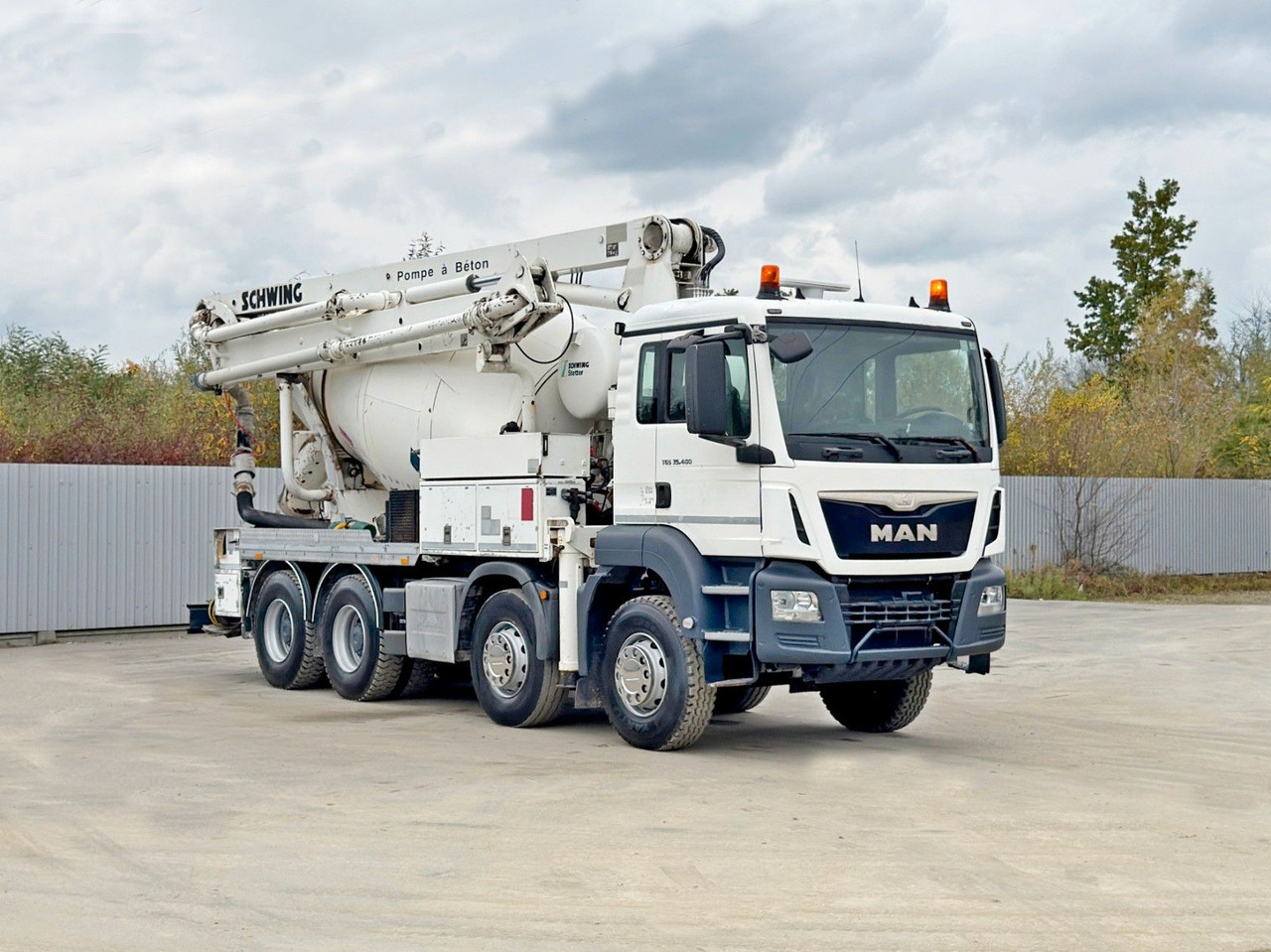 MAN TGS 35.400 BETONPUMPE * 8x4 / TOPZUSTAND - Camión bomba de hormigón: foto 1 MAN TGS 35.400 BETONPUMPE * 8x4 / TOPZUSTAND - Camión bomba de hormigón: foto 1
