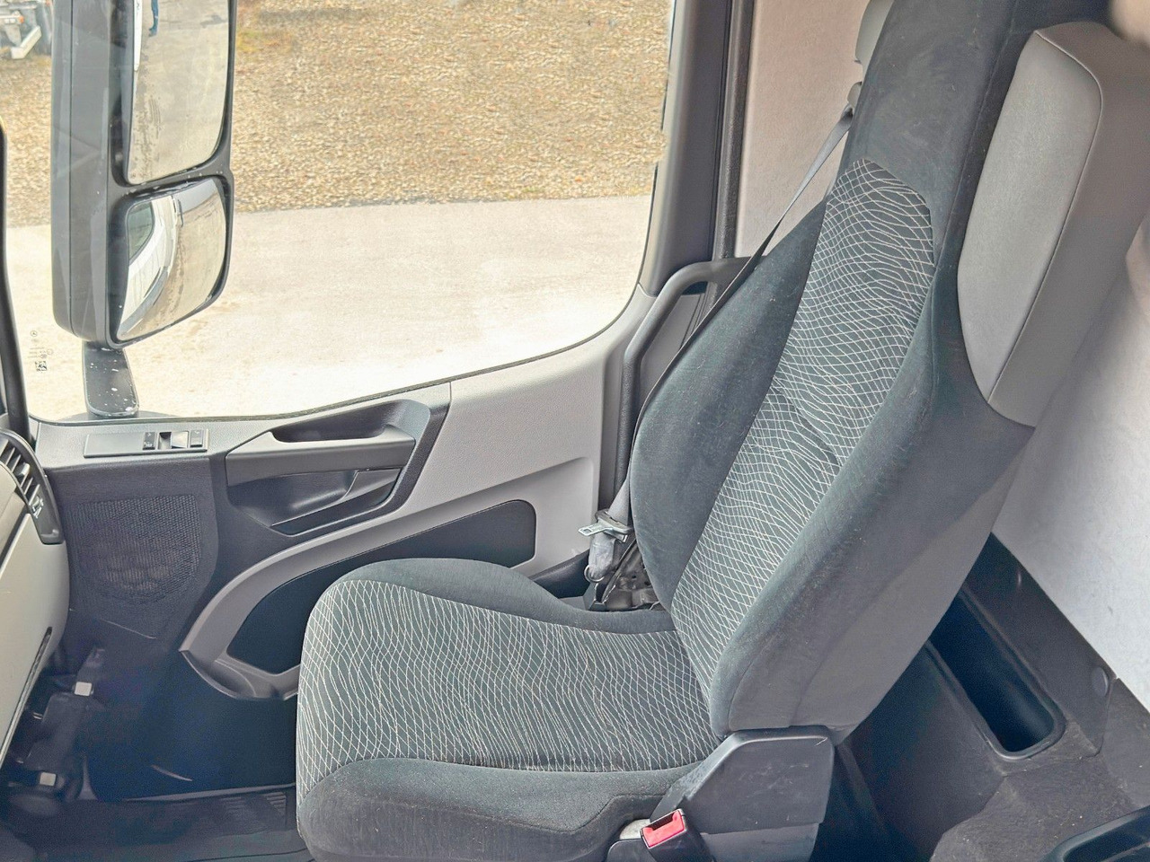 Arrendamiento de  Mercedes-Benz ANTOS 2543* HIAB 144 BS - 2 HIDUO /FUNK Mercedes-Benz ANTOS 2543* HIAB 144 BS - 2 HIDUO /FUNK: foto 9