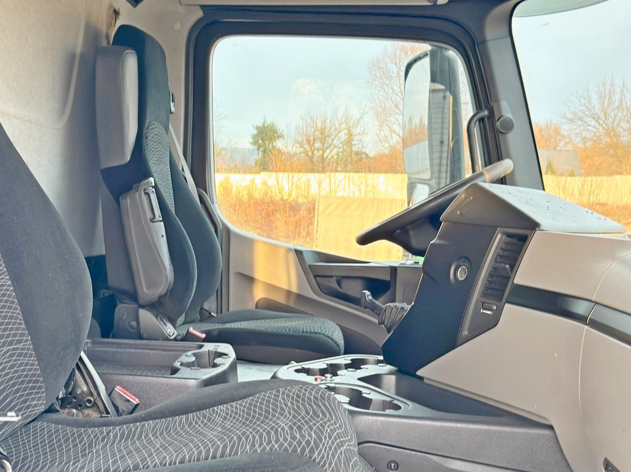 Arrendamiento de  Mercedes-Benz ANTOS 2543* HIAB 144 BS - 2 HIDUO /FUNK Mercedes-Benz ANTOS 2543* HIAB 144 BS - 2 HIDUO /FUNK: foto 10