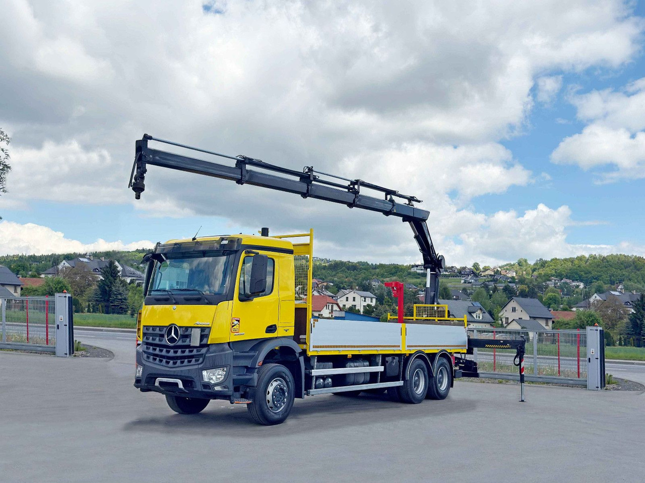 Mercedes-Benz AROCS 2636 *HIAB 166 D-4 HIDUO + FUNK* 6x4 - Camión grúa: foto 2 Mercedes-Benz AROCS 2636 *HIAB 166 D-4 HIDUO + FUNK* 6x4 - Camión grúa: foto 2