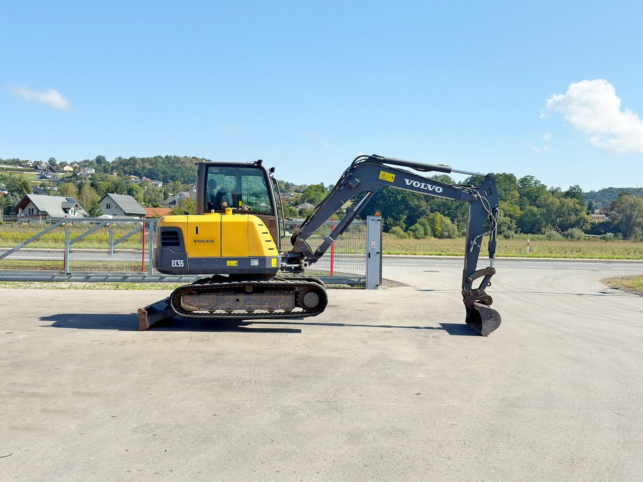 Volvo EC 55 * Raupenbagger * TOPZUSTAND - Bulldozer: foto 1 Volvo EC 55 * Raupenbagger * TOPZUSTAND - Bulldozer: foto 1