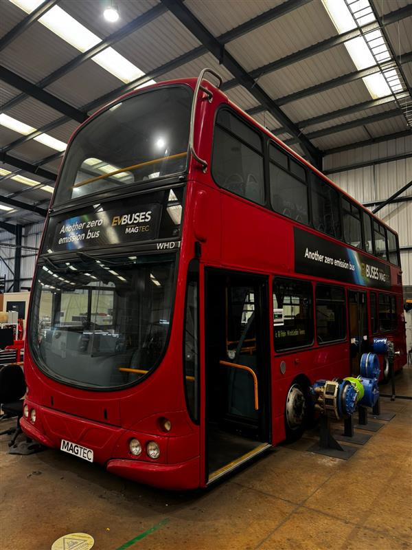 2008 Volvo Double Decker static classroom - Autobús de dos pisos: foto 1 2008 Volvo Double Decker static classroom - Autobús de dos pisos: foto 1