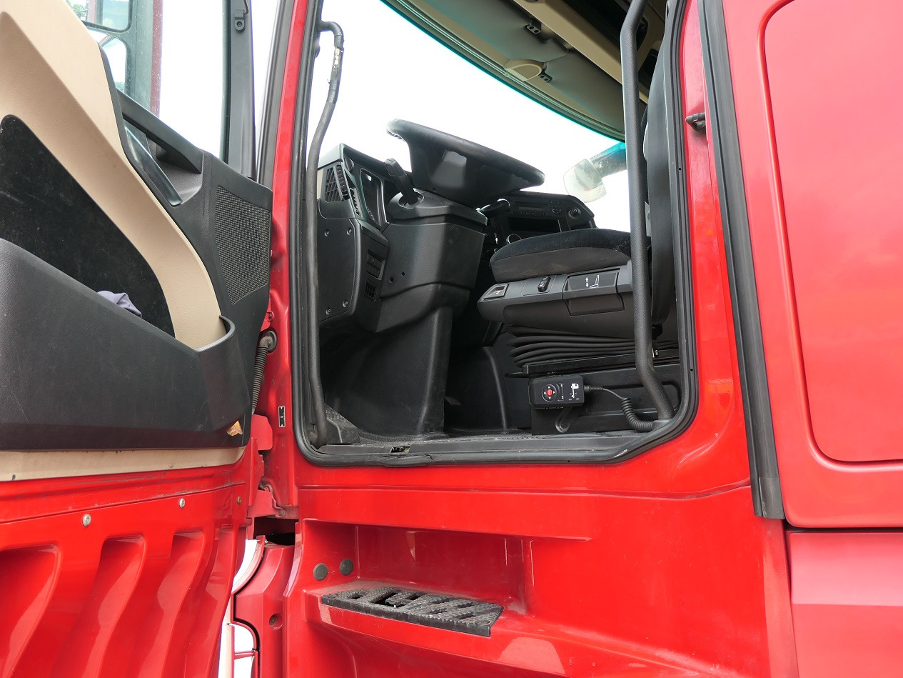 Cabeza tractora Mercedes Benz Actros 1845: foto 10 Cabeza tractora Mercedes Benz Actros 1845: foto 10