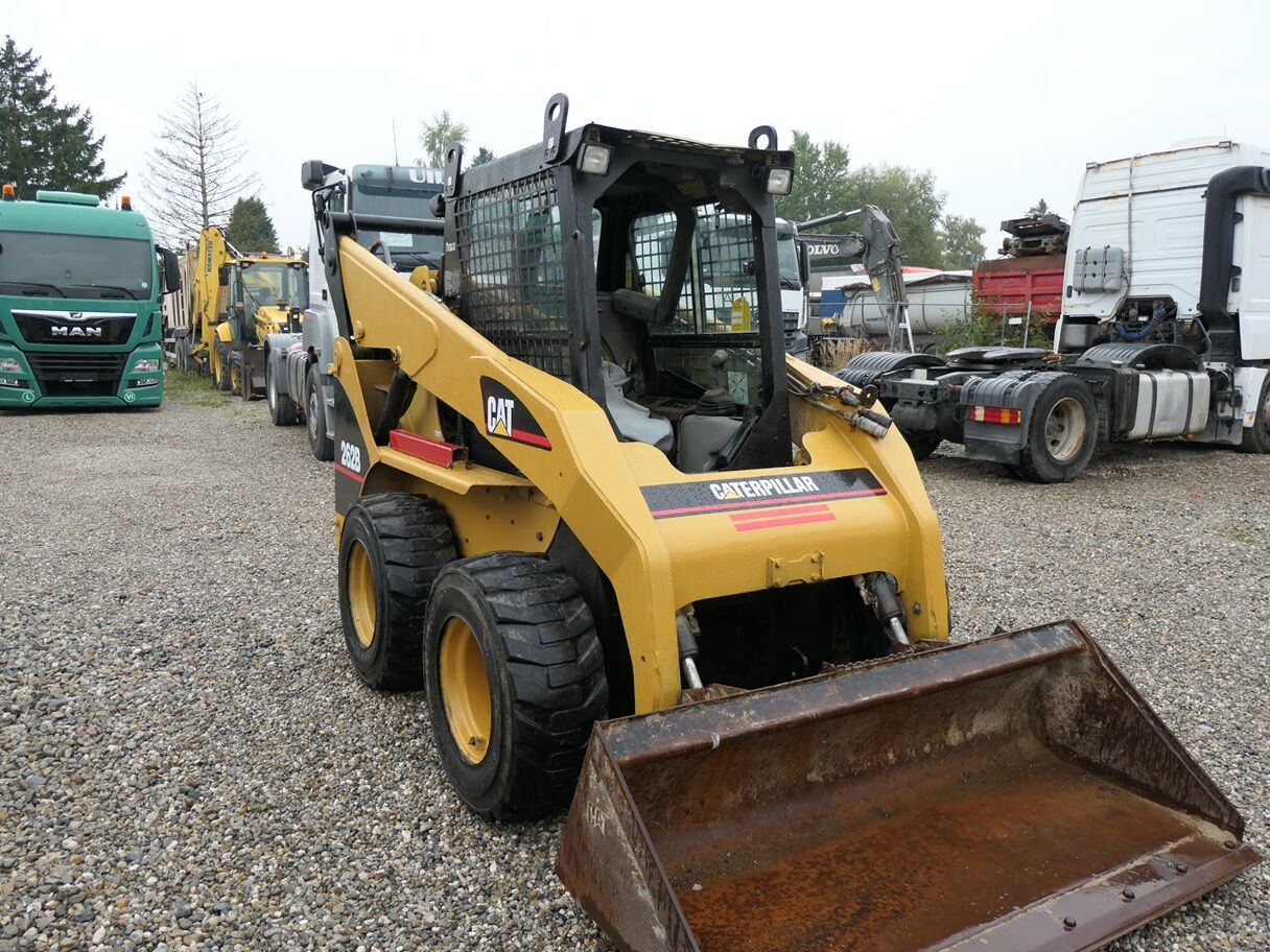 Minicargadora Caterpillar 262 B: foto 9