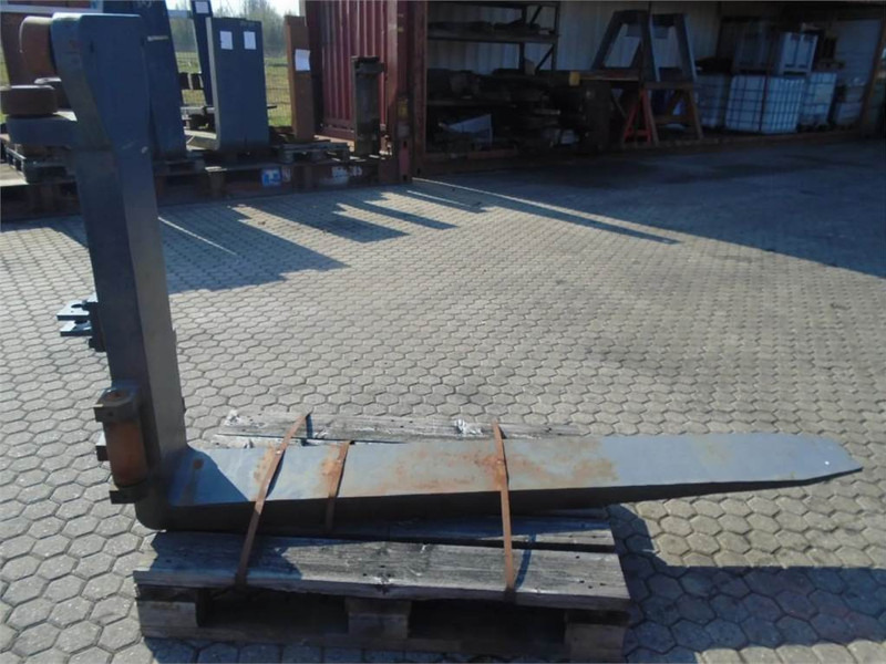 Fork Fitted with Rolls14000kg@1200mm // 2000x250x85mm - Horquillas para Equipo de manutención: foto 1 Fork Fitted with Rolls14000kg@1200mm // 2000x250x85mm - Horquillas para Equipo de manutención: foto 1