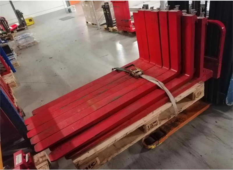 Hook ON FORKS NEW 1200X80X40 - Horquillas para Equipo de manutención: foto 4 Hook ON FORKS NEW 1200X80X40 - Horquillas para Equipo de manutención: foto 4