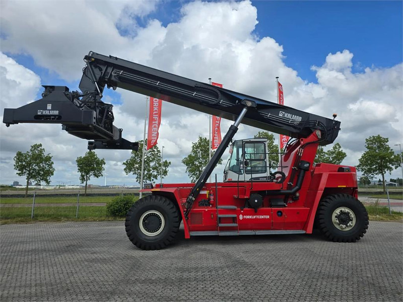Kalmar DRU450-62S5 - Reach stacker: foto 2 Kalmar DRU450-62S5 - Reach stacker: foto 2