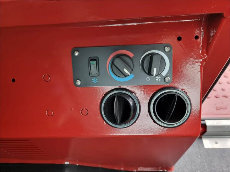 Tractor industrial Terberg YT220: foto 19