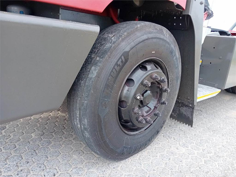 Tractor industrial Terberg YT220: foto 12