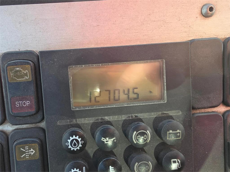 Arrendamiento de Terberg YT222 Terberg YT222: foto 17