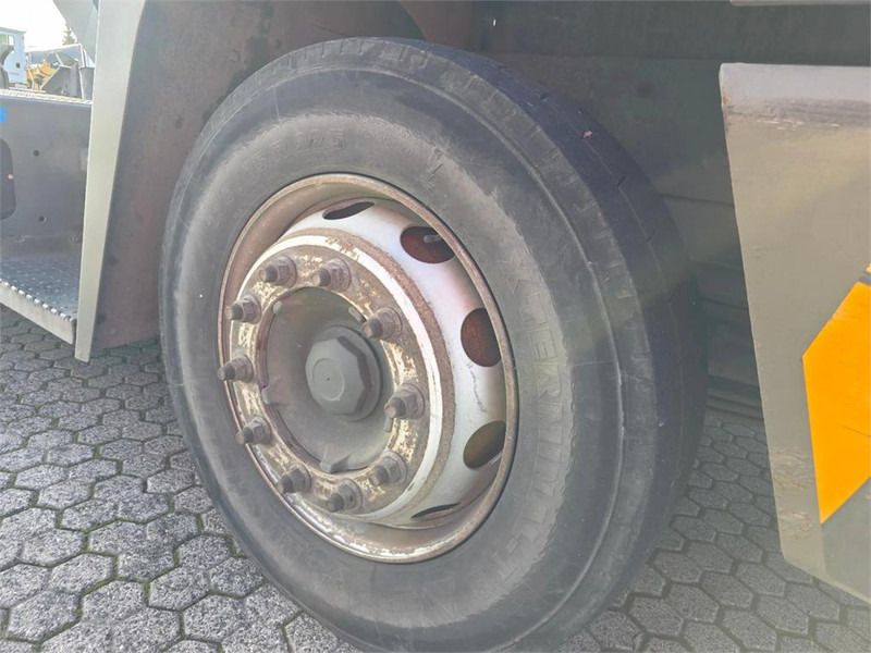 Arrendamiento de Terberg YT222 Terberg YT222: foto 11