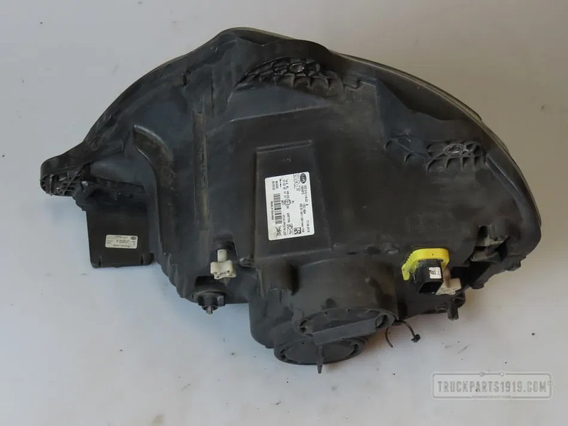 DAF 1835875 Koplamp Re. DAF - Faro delantero para Camión: foto 2 DAF 1835875 Koplamp Re. DAF - Faro delantero para Camión: foto 2