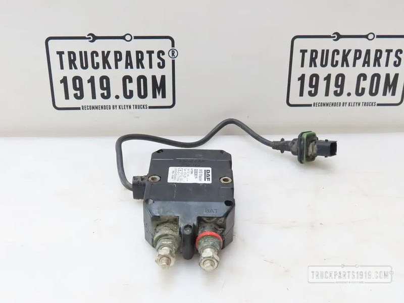 DAF 2253619 Elektronische Hoofdschakelaar - Unidad de control para Camión: foto 1 DAF 2253619 Elektronische Hoofdschakelaar - Unidad de control para Camión: foto 1