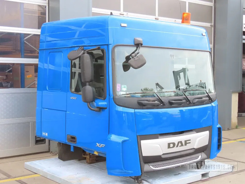 DAF Body & Chassis Parts Cabine DAF XF Space Cab - Cabina e interior para Camión: foto 3 DAF Body & Chassis Parts Cabine DAF XF Space Cab - Cabina e interior para Camión: foto 3