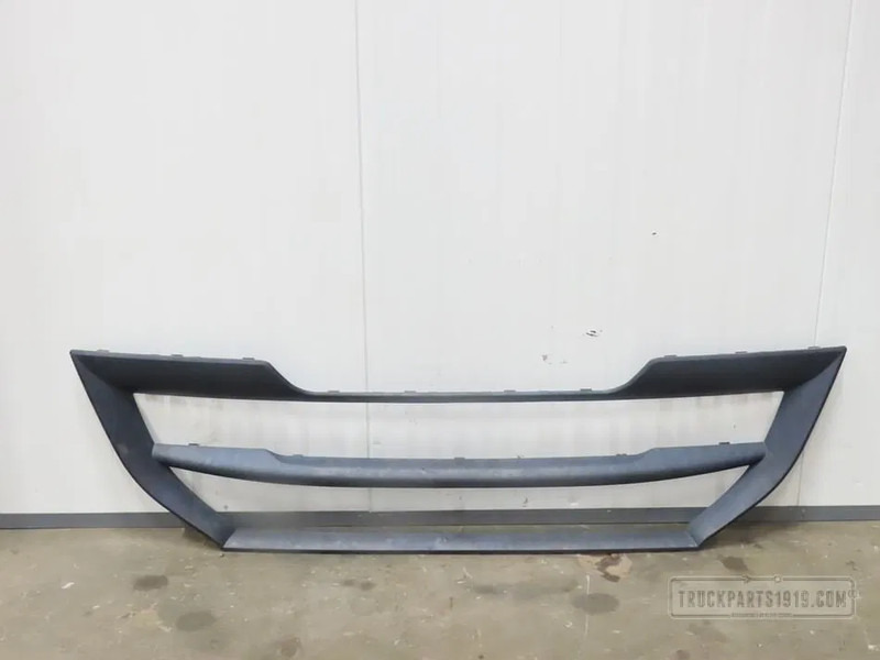 Iveco Body & Chassis Parts Grill lijst Iveco - Parachoques para Camión: foto 1 Iveco Body & Chassis Parts Grill lijst Iveco - Parachoques para Camión: foto 1