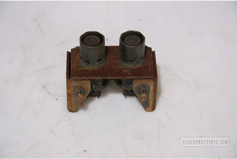 Iveco Hydraulic System Iveco Bed.Kantelcil.Used - Hidráulica para Camión: foto 1 Iveco Hydraulic System Iveco Bed.Kantelcil.Used - Hidráulica para Camión: foto 1