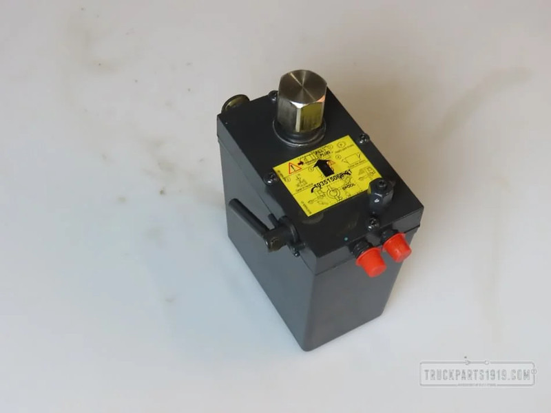 Iveco Hydraulic System Kantelpomp Iveco - Hidráulica para Camión: foto 1 Iveco Hydraulic System Kantelpomp Iveco - Hidráulica para Camión: foto 1