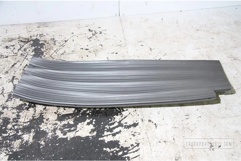 Mercedes-Benz Body & Chassis Parts Anti-Spray Plaat - Carrocería y exterior para Camión: foto 2 Mercedes-Benz Body & Chassis Parts Anti-Spray Plaat - Carrocería y exterior para Camión: foto 2