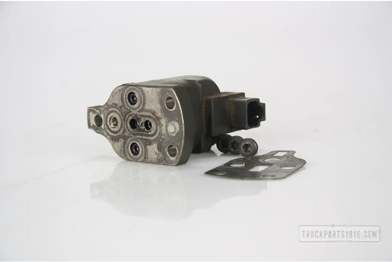 Scania Electrical System Magneetventiel SC-4/R buitenst - Relé para Camión: foto 1 Scania Electrical System Magneetventiel SC-4/R buitenst - Relé para Camión: foto 1