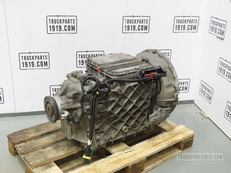 Volvo 60151016 Versnellingsbak AT2412F Volvo - Caja de cambios para Camión: foto 2 Volvo 60151016 Versnellingsbak AT2412F Volvo - Caja de cambios para Camión: foto 2